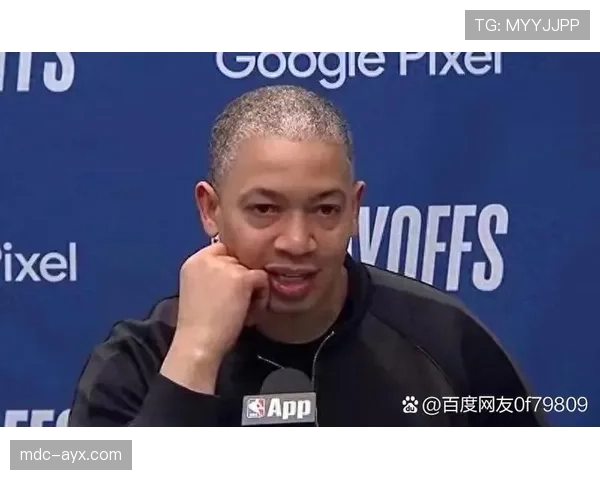 布莱恩·杨青年时期迅速崛起,闪耀赛场引关注 布莱恩·杨青年时期迅速崛起,闪耀赛场引关注