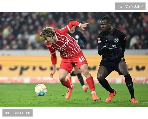 弗赖堡高压逼抢战术引爆德甲赛场，强势表现引领新风潮